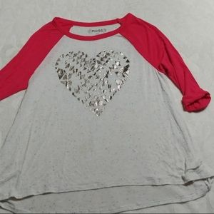 Mudd Heart raglan shirt silver confetti baseball